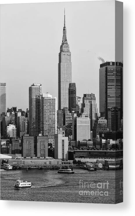 Clarence Holmes Canvas Print featuring the photograph Empire State Building V by Clarence Holmes