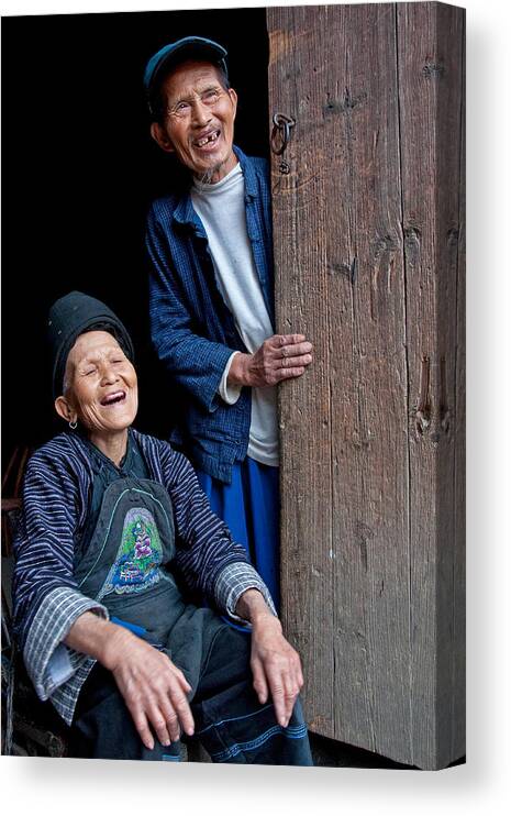 China Canvas Print featuring the photograph Happy couple by Dennis Cox