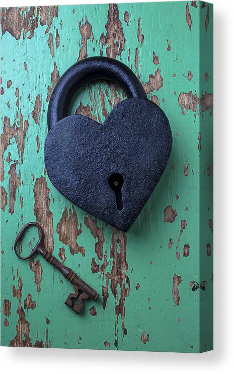 Heart Canvas Print featuring the photograph Heart Lock and Key by Garry Gay