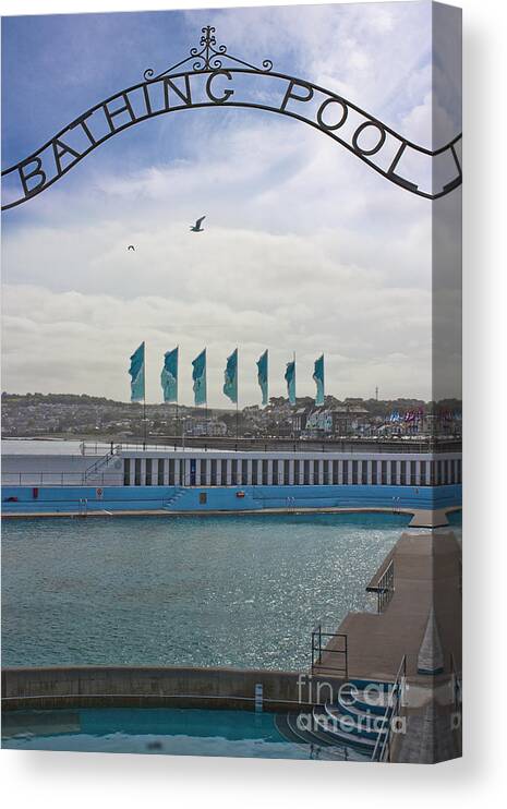 Jubilee Pool Canvas Print featuring the photograph Jubilee Pool Penzance Cornwall by Terri Waters