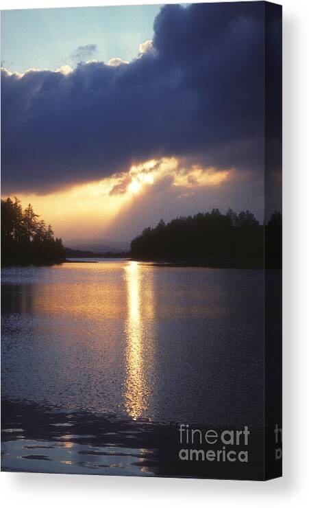 Loch Insh Canvas Print featuring the photograph Loch Insh - winter sunset - Scotland by Phil Banks