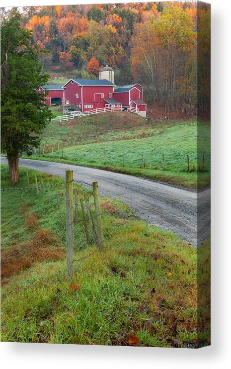Old New England Canvas Print featuring the photograph New England Farm by Bill Wakeley