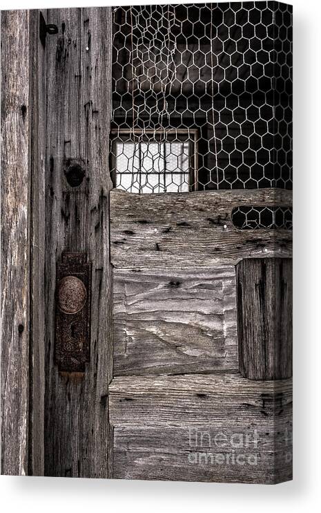 New Hampshire Canvas Print featuring the photograph Old Chicken Coop by Edward Fielding
