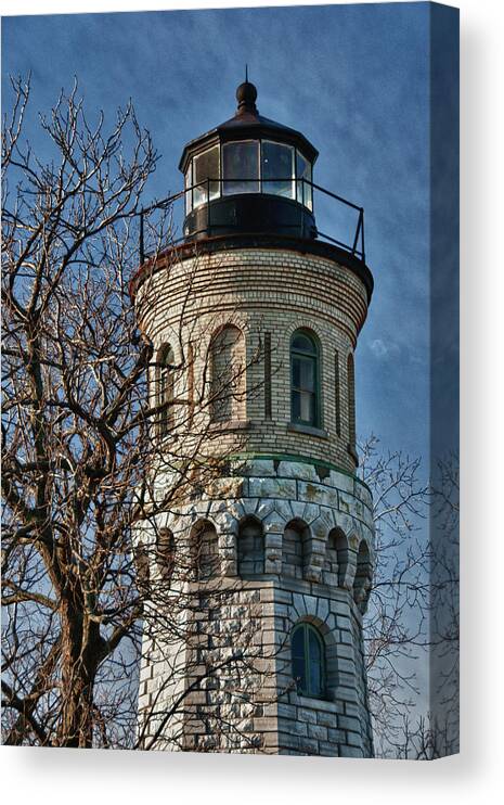 Lighthouse Canvas Print featuring the photograph Old Fort Niagara Lighthouse 4484 by Guy Whiteley