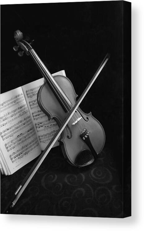 Violin Canvas Print featuring the photograph Pianissimo by Kristin Elmquist