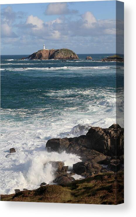 Scenics Canvas Print featuring the photograph Round Island Lighthouse, Isles Of Scilly by Anthony Collins