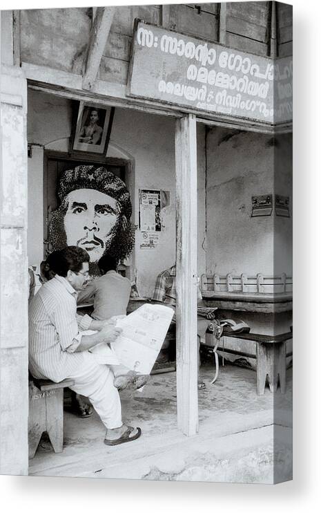 Che Guevara Canvas Print featuring the photograph The Reading Room by Shaun Higson