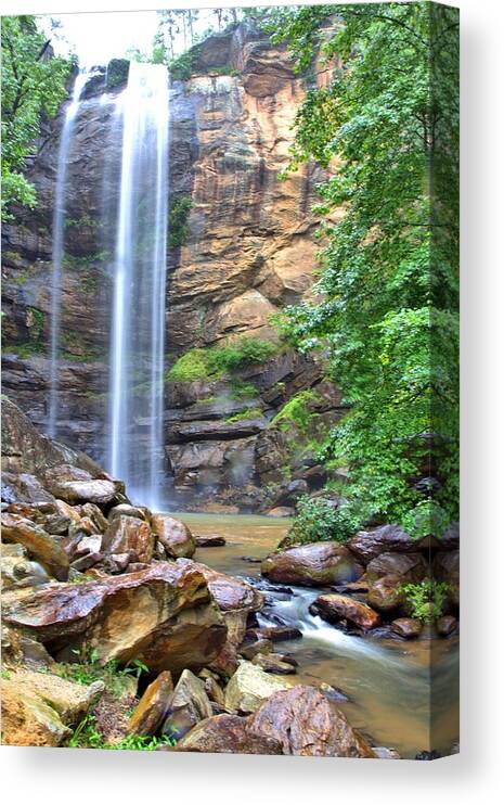 10445 Canvas Print featuring the photograph Toccoa Falls by Gordon Elwell