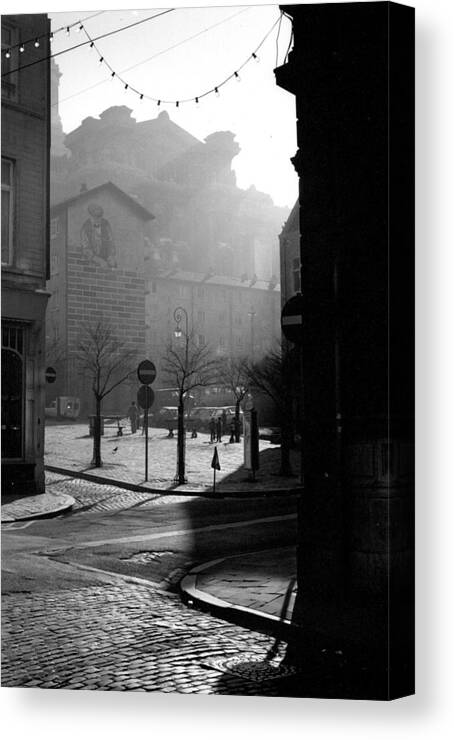 Brussels Canvas Print featuring the photograph A Square in Old Brussels by Peter Mooyman