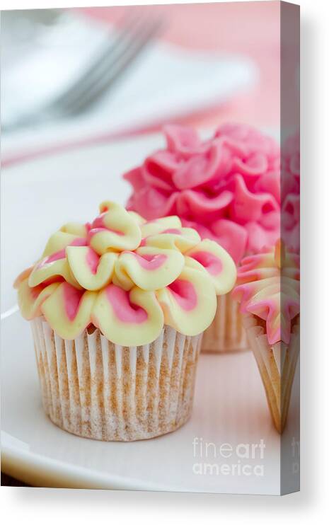 Cupcake Canvas Print featuring the photograph Mini flower cupcakes #1 by Ruth Black