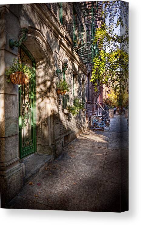New York Canvas Print featuring the photograph Bike - NY - Greenwich Village - The green district by Mike Savad