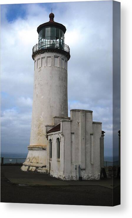 Cape Disappointment Canvas Print featuring the photograph Northhead Lighthouse at Cape Disappointment by Kelly Manning