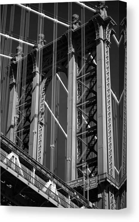 Brooklyn Canvas Print featuring the photograph Manhattan Bridge by Steve Parr