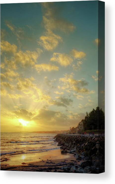 Coastline Canvas Print featuring the photograph Sunset in the Coast #1 by Carlos Caetano