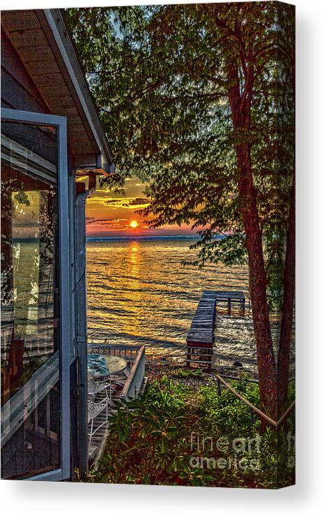 Morning Canvas Print featuring the photograph Wake Up #1 by William Norton