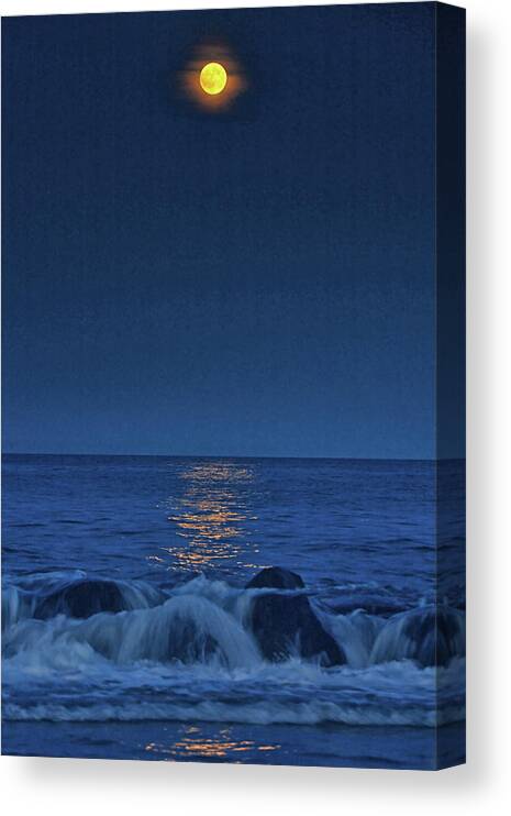 Allenhurst Beach Canvas Print featuring the photograph Allenhurst Beach Full Moon Rise #2 by Raymond Salani III