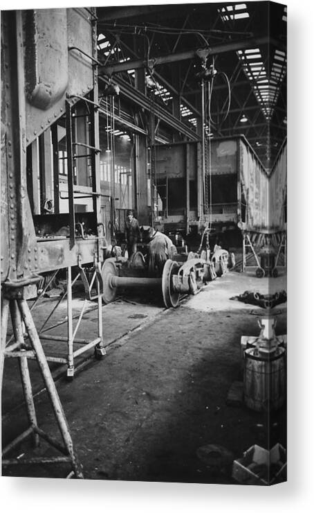 Iowa Canvas Print featuring the photograph Assembly in Progress at Clinton Shop by Chicago and North Western Historical Society