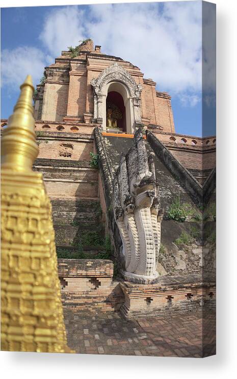 Thailand Canvas Print featuring the photograph Chiang Mai by Ivan Franklin