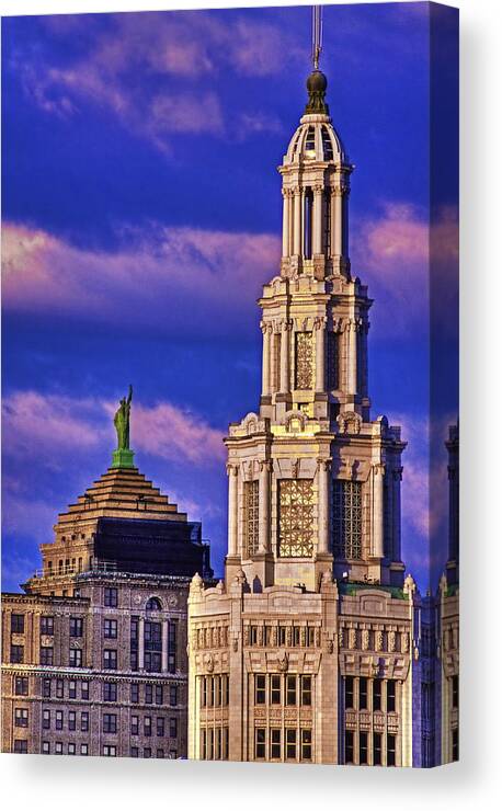 Electric Building Canvas Print featuring the photograph Electric Liberty by Don Nieman