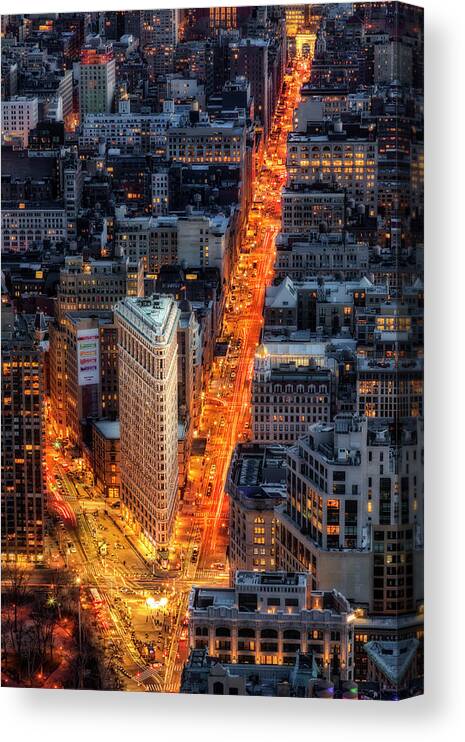 Flatiron Building Canvas Print featuring the photograph Flatiron Building District NYC by Susan Candelario