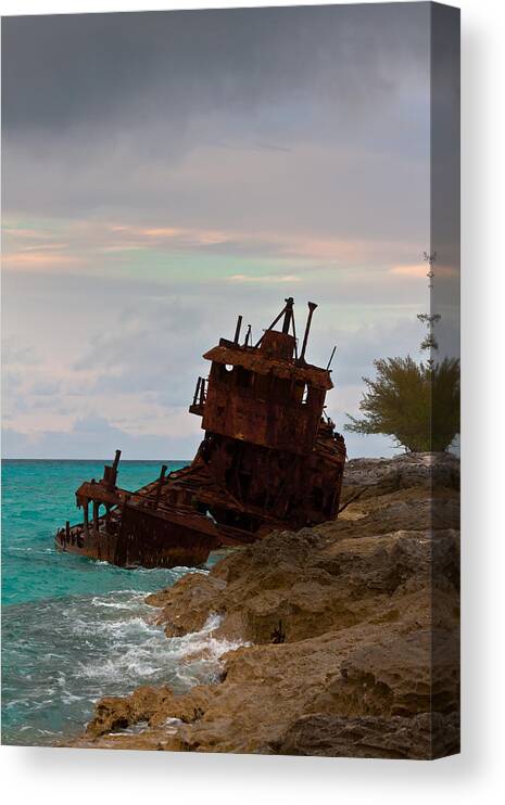 Aquamarine Canvas Print featuring the photograph Gallant Lady Aground by Ed Gleichman
