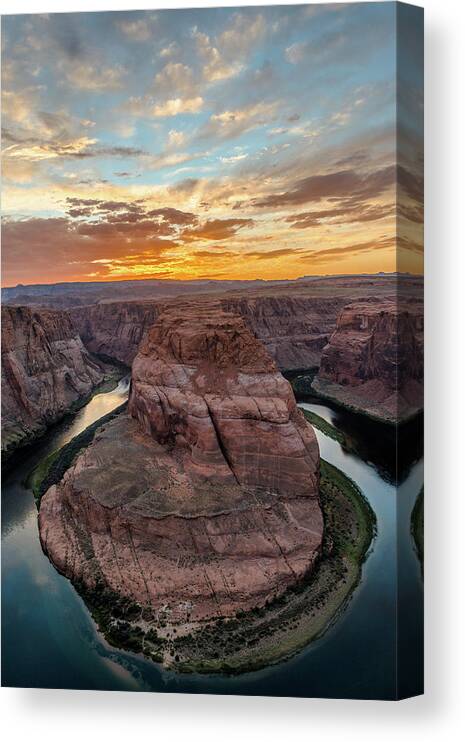 Sunset Canvas Print featuring the photograph Horseshoe Bend by Chuck Jason