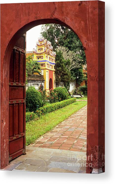 Vietnam Canvas Print featuring the photograph Hue Dien Tho Palace 01 by Rick Piper Photography