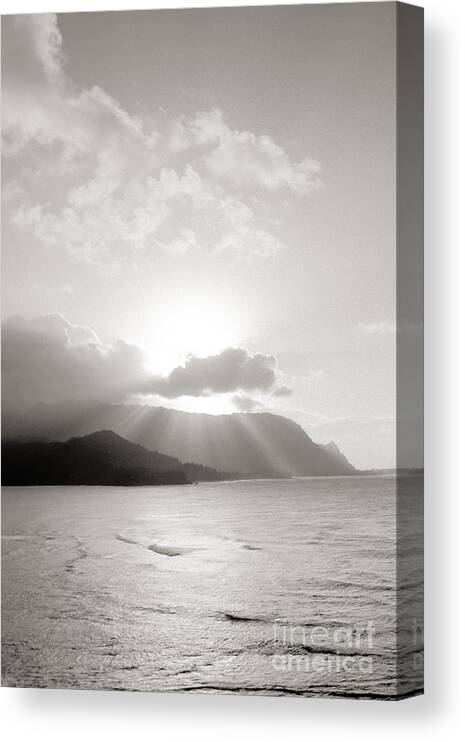 Art Medium Canvas Print featuring the photograph Kauai Sunset by Joe Carini - Printscapes