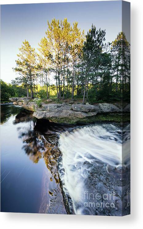 Banning Canvas Print featuring the photograph Kettle River Convergence by Ernesto Ruiz