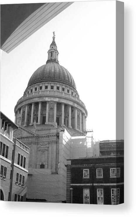 Jez C Self Canvas Print featuring the photograph Landing On St Pauls by Jez C Self
