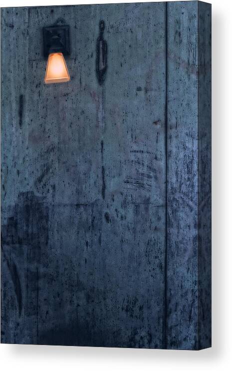 Stil Life Canvas Print featuring the photograph Lonely Light by Robert Ullmann