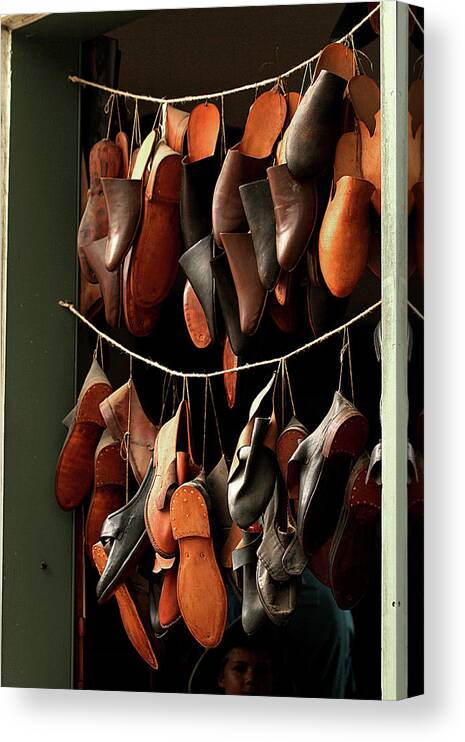 Market Canvas Print featuring the photograph Shoemaker Shop in Colonial Williamsburg by Emanuel Tanjala