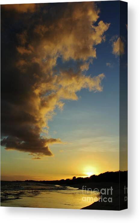 Sunset Canvas Print featuring the photograph Sun Sea and Cloud by Craig Wood