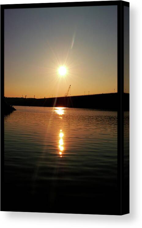 Lake Canvas Print featuring the photograph Sunset at Wolf Creek Dam by Amber Flowers