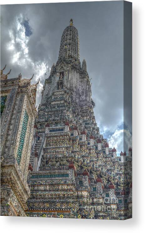 Michelle Meenawong Canvas Print featuring the photograph Wat Arun by Michelle Meenawong