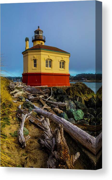 Romantic Coquille River Lighthouse Canvas Print featuring the photograph Weatherworn Coquille River Lighthouse by Garry Gay