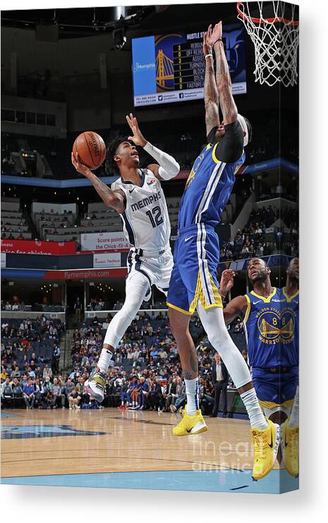 Nba Pro Basketball Canvas Print featuring the photograph Golden State Warriors V Memphis by Joe Murphy