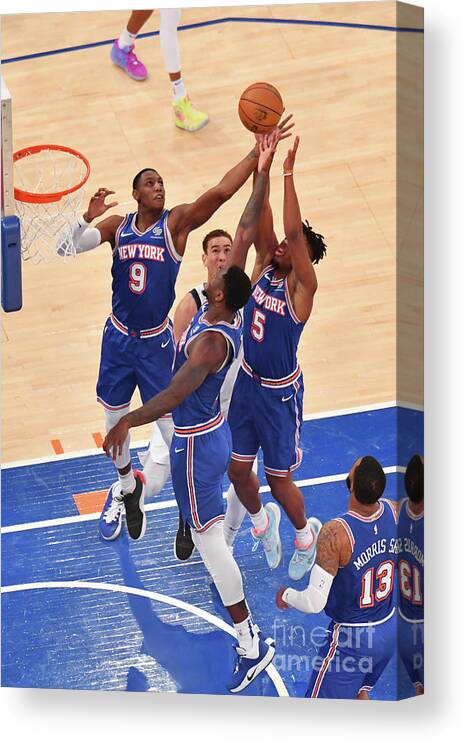 Nba Pro Basketball Canvas Print featuring the photograph Dallas Mavericks V New York Knicks by Jesse D. Garrabrant