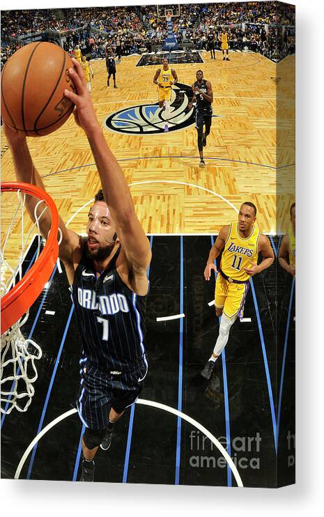 Nba Pro Basketball Canvas Print featuring the photograph Los Angeles Lakers V Orlando Magic by Fernando Medina