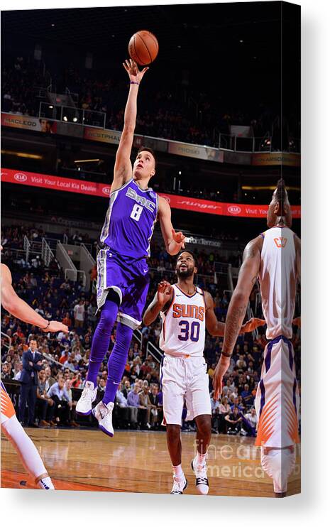 Bogdan Bogdanovic Canvas Print featuring the photograph Sacramento Kings V Phoenix Suns #2 by Barry Gossage
