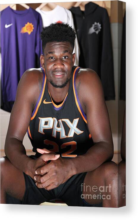 Deandre Ayton Canvas Print featuring the photograph 2018 Nba Rookie Photo Shoot by Nathaniel S. Butler