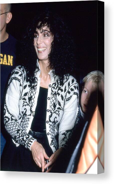 1980-1989 Canvas Print featuring the photograph Cher In Philadelphia by Mediapunch