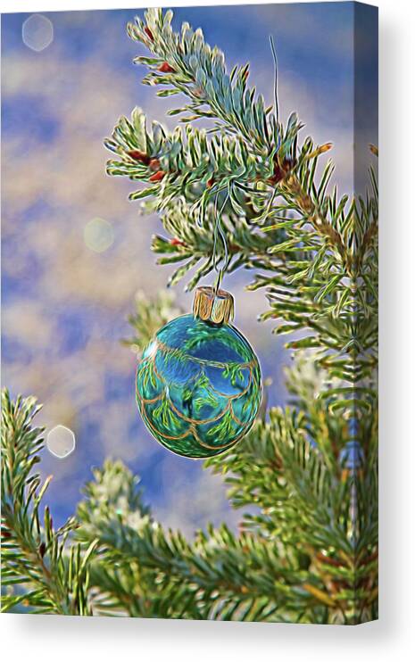 Christmas Canvas Print featuring the photograph Decorated by Alana Thrower