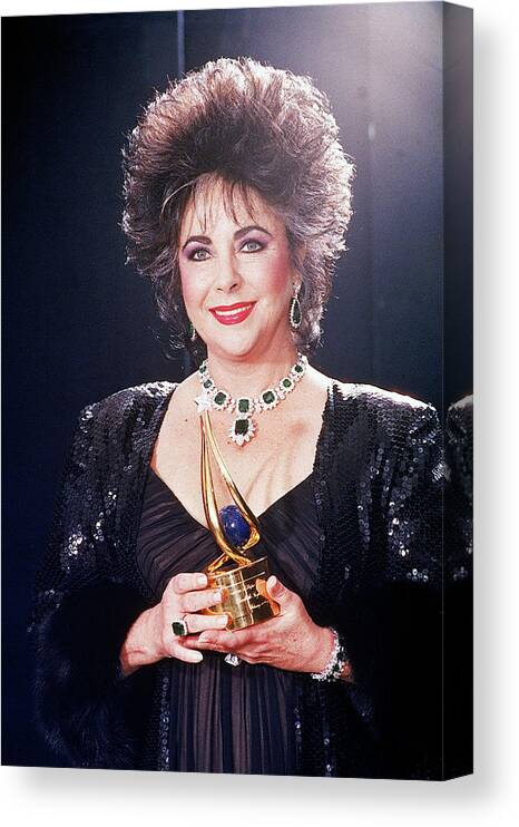 1980-1989 Canvas Print featuring the photograph Elizabeth Taylor by Dmi