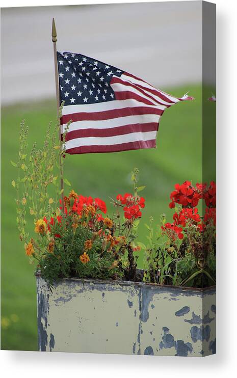 Flower Box Canvas Print featuring the photograph Flag_416 by Jeff Rasche