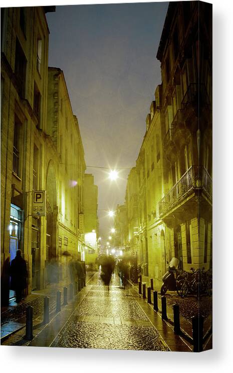 People Canvas Print featuring the photograph French Street In The Rain by Silvia Otte