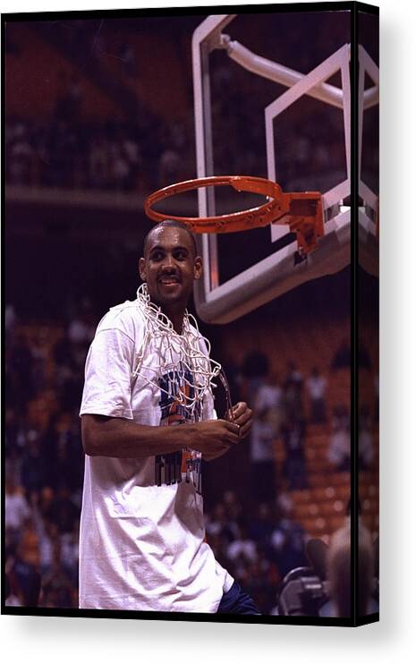 Celebration Canvas Print featuring the photograph Grant Hill Duke by Doug Pensinger