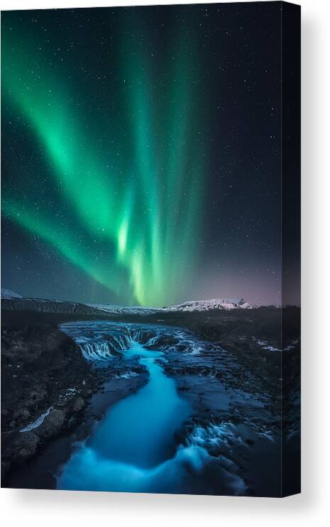 Night Canvas Print featuring the photograph Green Vs Blue by Carlos F. Turienzo