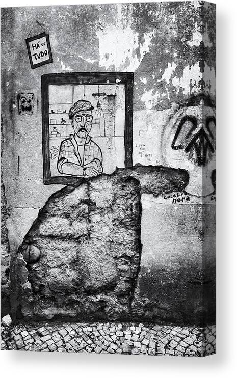 Mural Canvas Print featuring the photograph H De Tudo by Andreas Klesse