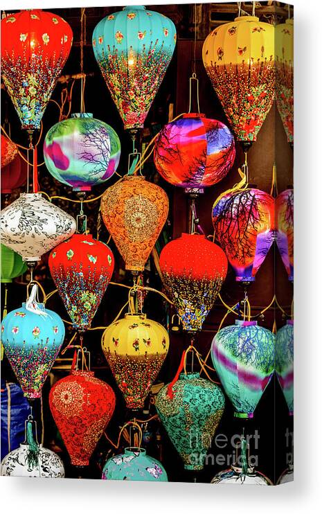 Lantern Canvas Print featuring the photograph HoiAn 01 by Werner Padarin